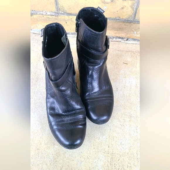 Mephisto Heeled Boots - Picture 4 of 11